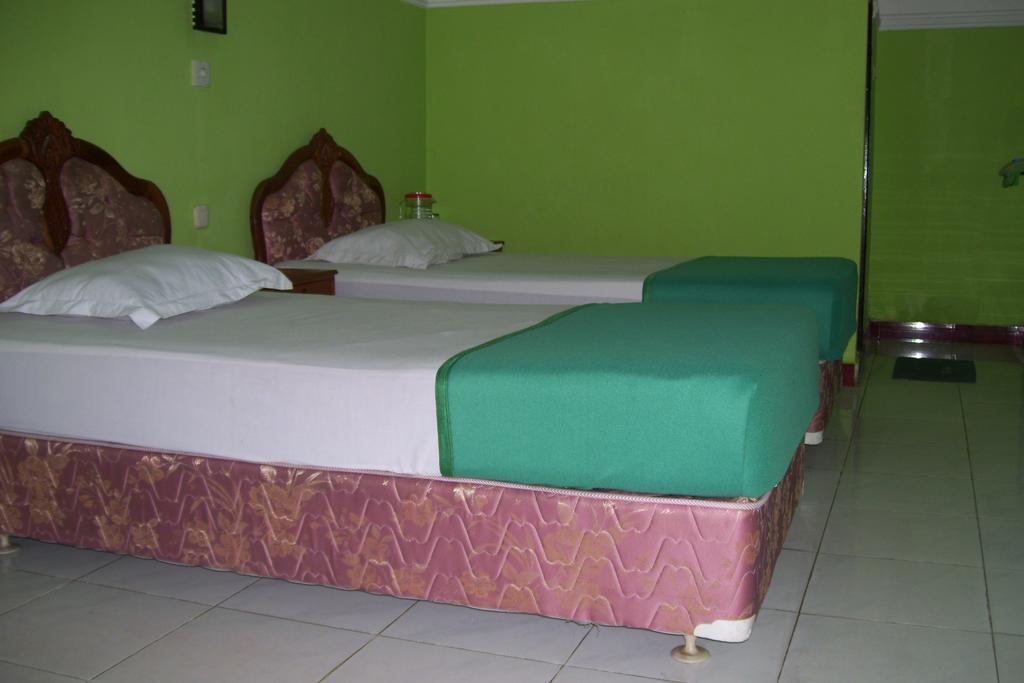 Hotel Bahagia Pangkalanbuun Exteriér fotografie