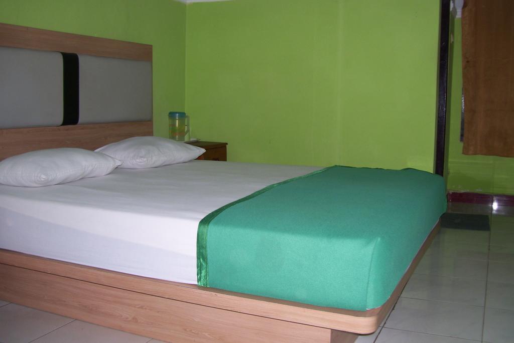 Hotel Bahagia Pangkalanbuun Exteriér fotografie