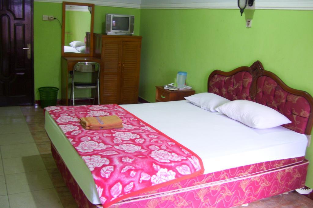 Hotel Bahagia Pangkalanbuun Exteriér fotografie
